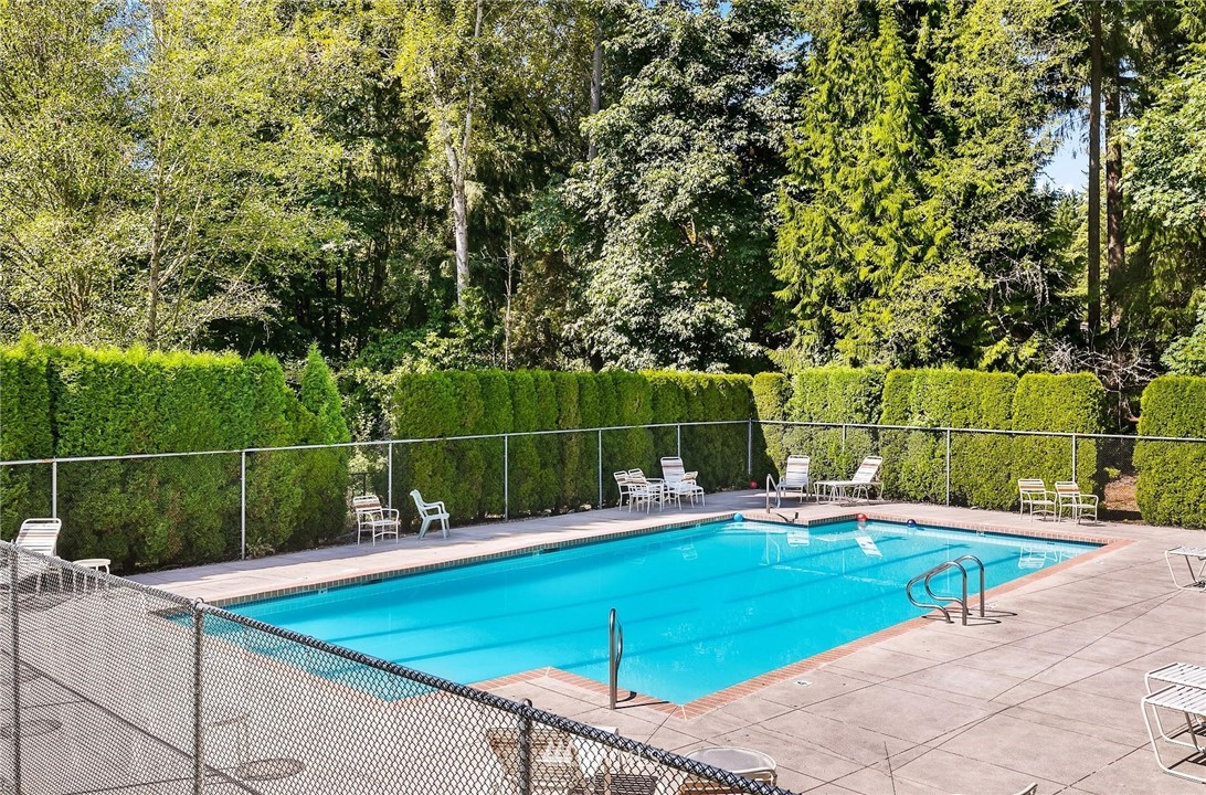 14717 Northeast 44th Street, Unit R6 Bellevue, WA 98007 - Photo 28 of 31 Gallery Image 28