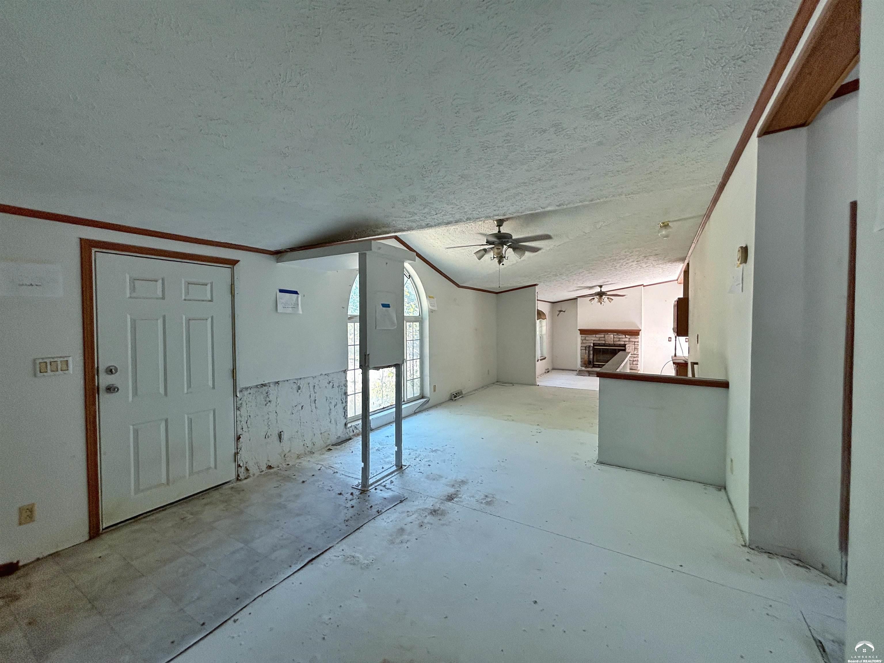 1247 North 900 Road Lawrence, KS 66047 - Photo 7 of 31 Gallery Image 7