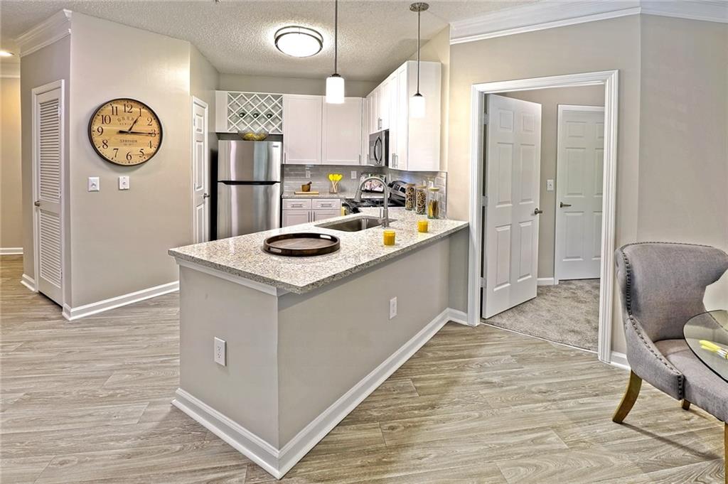 6210 Peachtree Dunwoody Road, Unit 702 Atlanta, GA 30328 - Photo 2 of 21