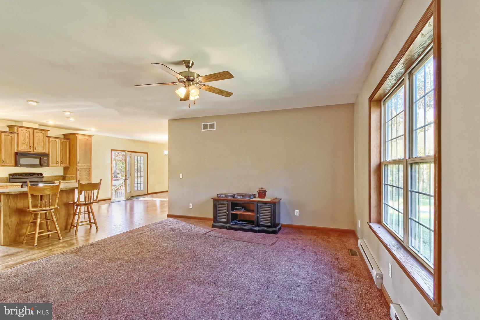 557 Harmersville - Pecks Corner Road Quinton, NJ 08079 - Photo 6 of 22 living room