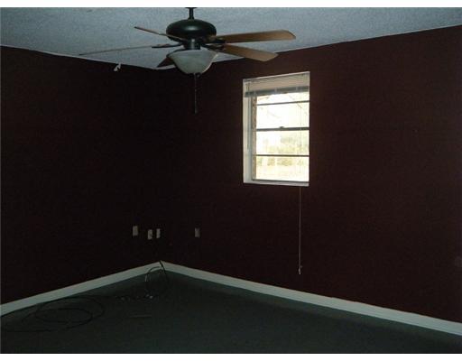 73075 Authement Street Covington, LA 70435 - Photo 9 of 10 Gallery Image 9