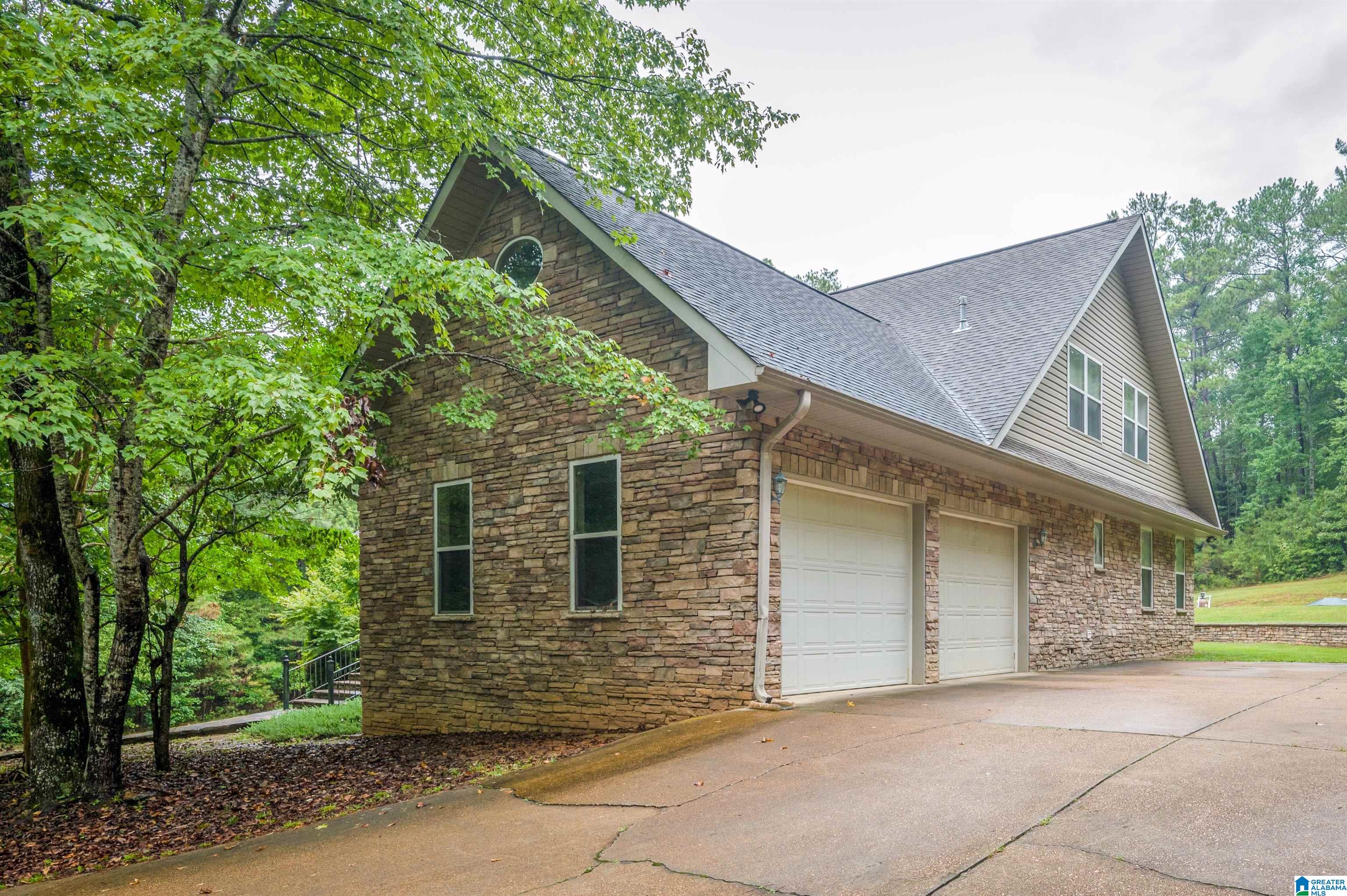 654 10th Street Northwest Fayette, AL 35555 - Photo 2 of 49