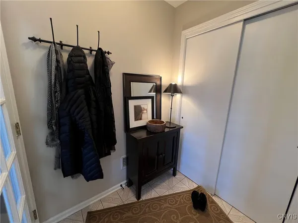 $3,100 | 191 Summerhaven Drive South, Manlius, NY 13057