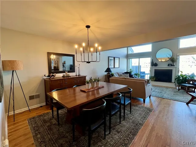 $3,200 | 191 Summerhaven Drive South, Manlius, NY 13057