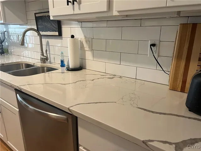 $3,200 | 191 Summerhaven Drive South, Manlius, NY 13057