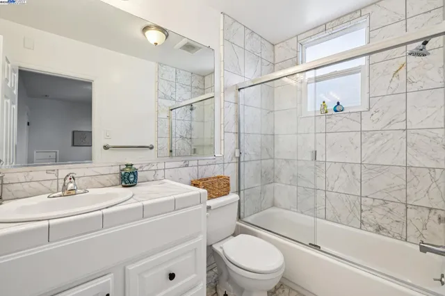 $1,275,000 | 1525 Stanton Street, Alameda, CA 94501