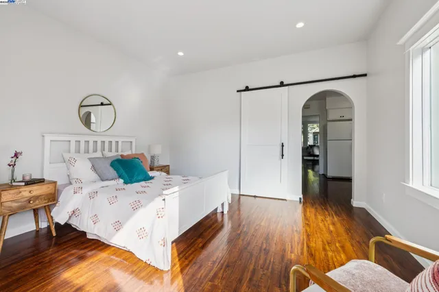 $1,275,000 | 1525 Stanton Street, Alameda, CA 94501