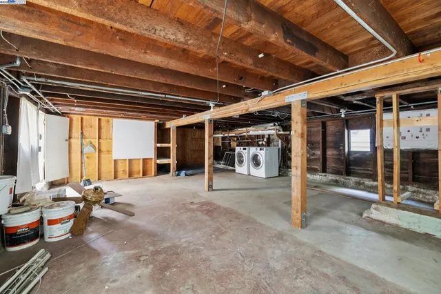 $1,275,000 | 1525 Stanton Street, Alameda, CA 94501