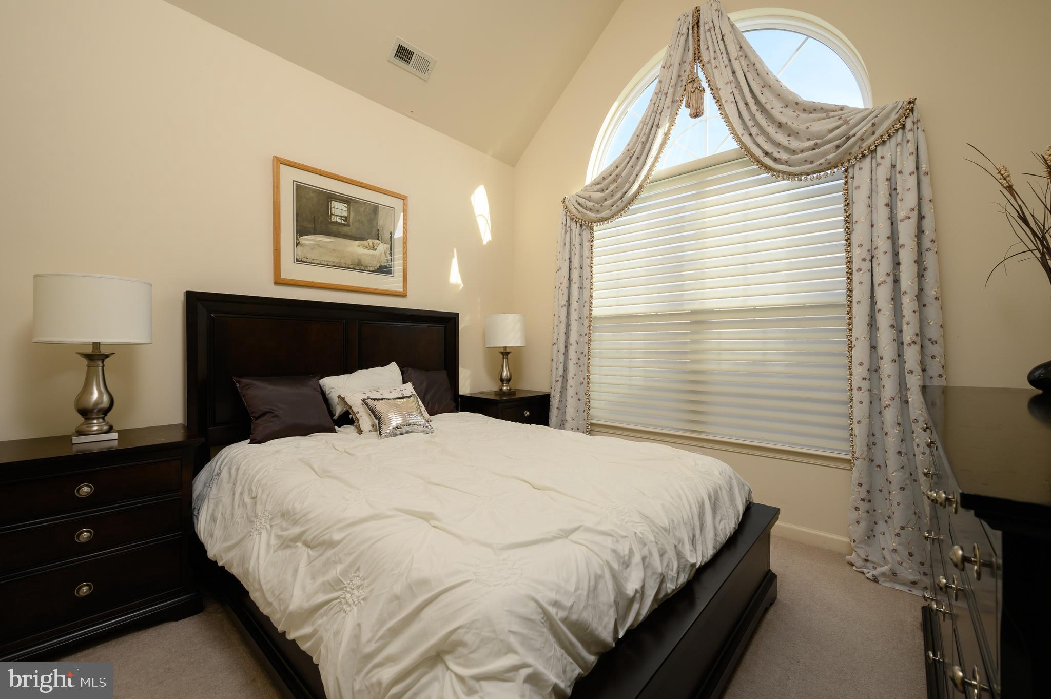 4 Five Ponds Circle Warminster, PA 18974 - Photo 18 of 27