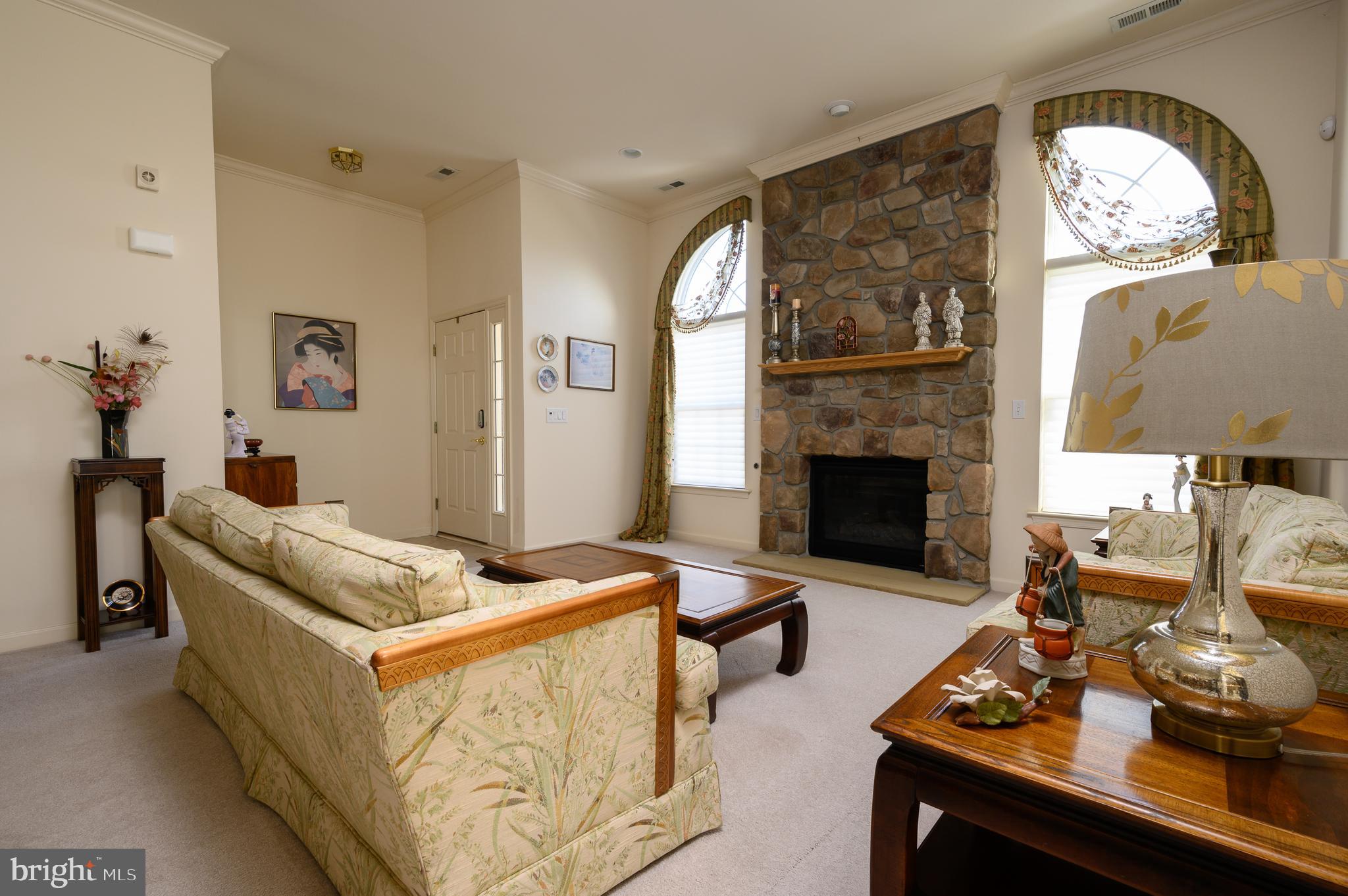 4 Five Ponds Circle Warminster, PA 18974 - Photo 5 of 27