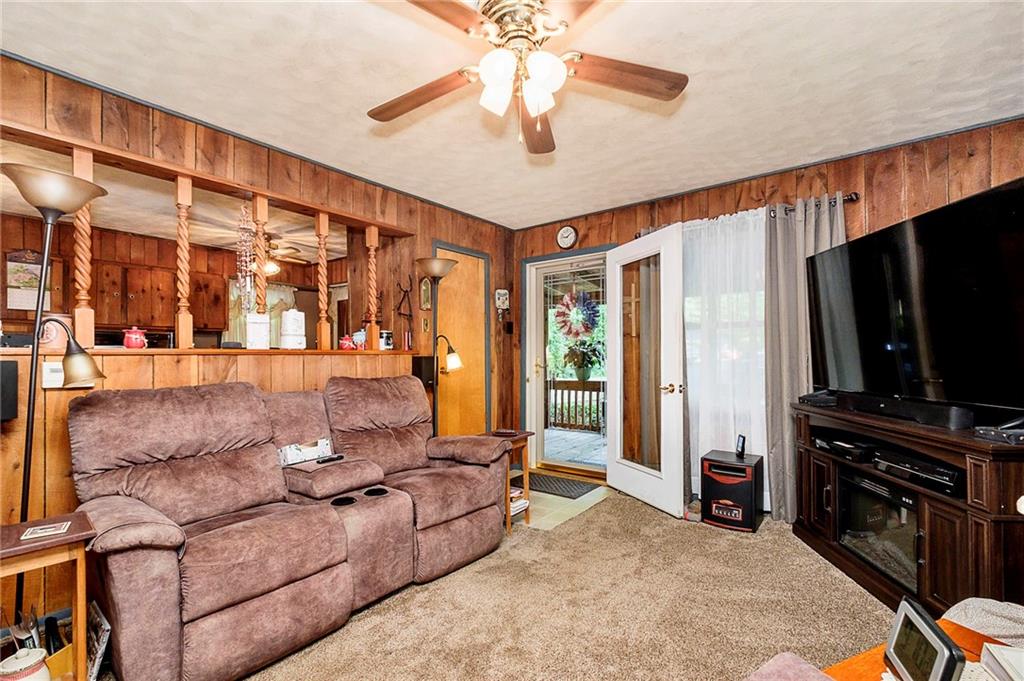 324 Mill Spring Court Fillmore, IN 46128 - Photo 3 of 27 Gallery Image 3