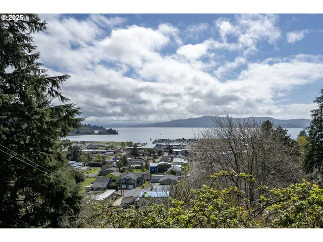 $99,000 | 1700-1800 Ginger Avenue, Unit 5 8 6 7, Garibaldi, OR 97118