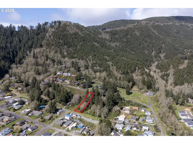 $99,000 | 1700-1800 Ginger Avenue, Unit 5 8 6 7, Garibaldi, OR 97118