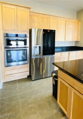 $2,388,888 | 11130 Emory Oak Drive, Las Vegas, NV 89138