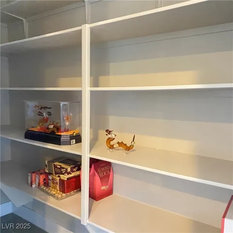 $2,388,888 | 11130 Emory Oak Drive, Las Vegas, NV 89138