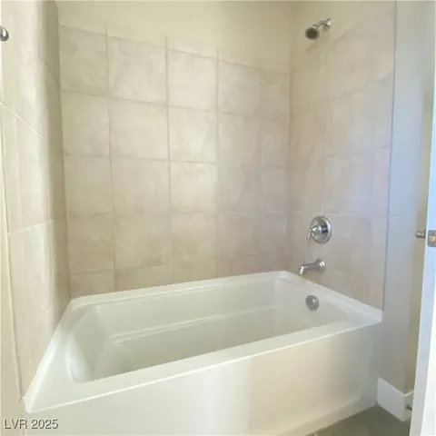 $2,388,888 | 11130 Emory Oak Drive, Las Vegas, NV 89138