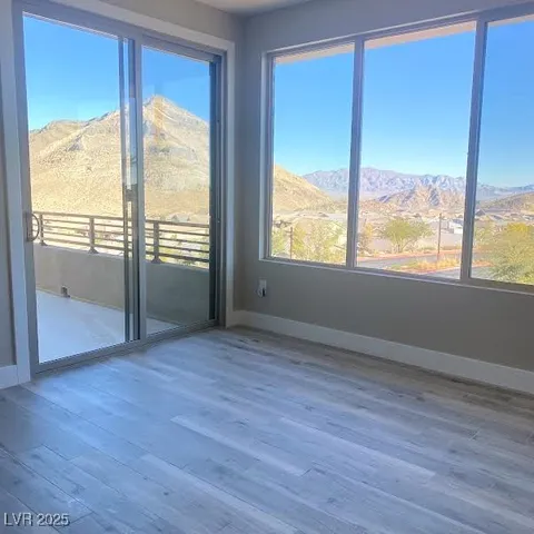 $2,388,888 | 11130 Emory Oak Drive, Las Vegas, NV 89138
