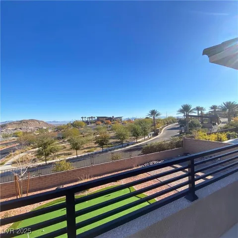 $2,388,888 | 11130 Emory Oak Drive, Las Vegas, NV 89138