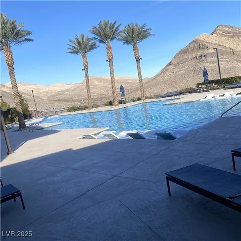 $2,268,888 | 11130 Emory Oak Drive, Las Vegas, NV 89138