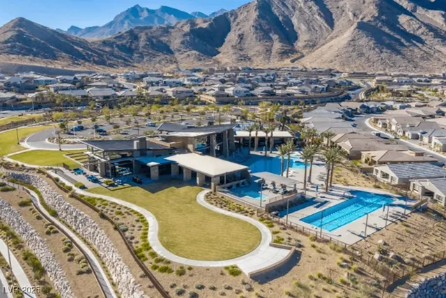 $2,388,888 | 11130 Emory Oak Drive, Las Vegas, NV 89138