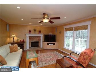 286 Spring Run Lane Downingtown, PA 19335 - Photo 3 of 12 Family Room