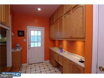 286 Spring Run Lane Downingtown, PA 19335 - Photo 6 of 12 Laundry Room
