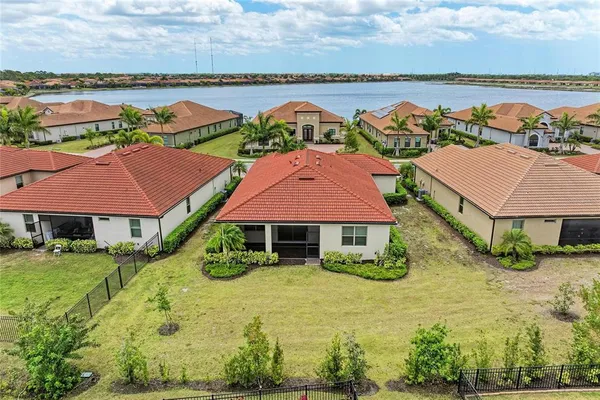 $549,900 | 564 Maraviya Boulevard, Nokomis, FL 34275