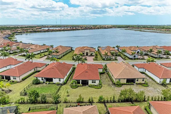 $549,900 | 564 Maraviya Boulevard, Nokomis, FL 34275