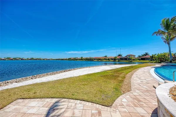 $549,900 | 564 Maraviya Boulevard, Nokomis, FL 34275