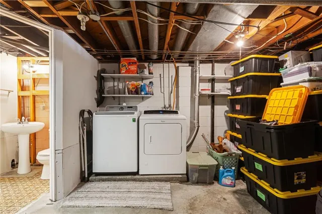 $235,000 | 2511 Kent Street, St. Joseph, MO 64505