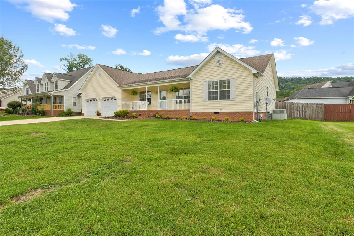 441 Cardinal Road Ringgold, GA 30736 - Photo 5 of 27 04-441 Cardinal Rd-3