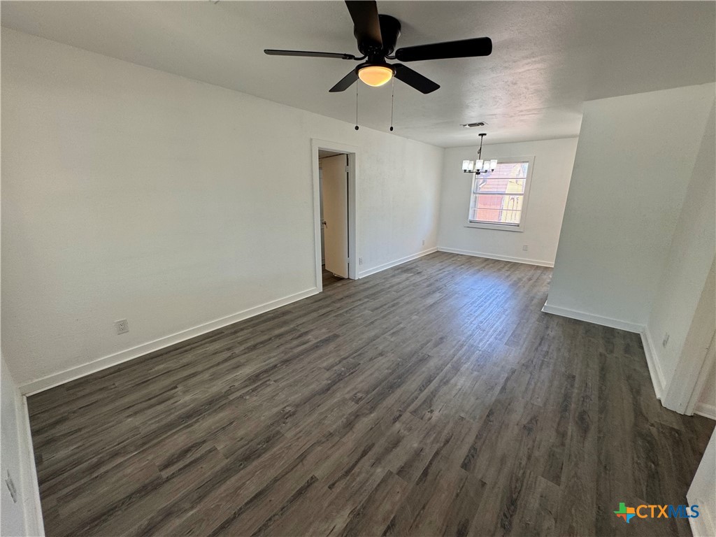 1009 South 3rd Street Copperas Cove, TX 76522 - Photo 4 of 48