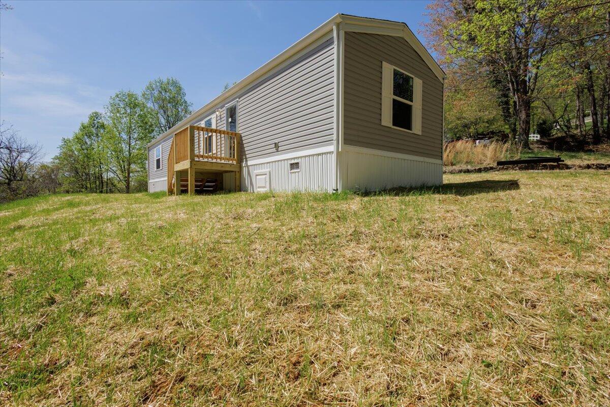 101 Lookout Ridge Road Blue Ridge, VA 24064 - Photo 30 of 35 Private Well/Septic