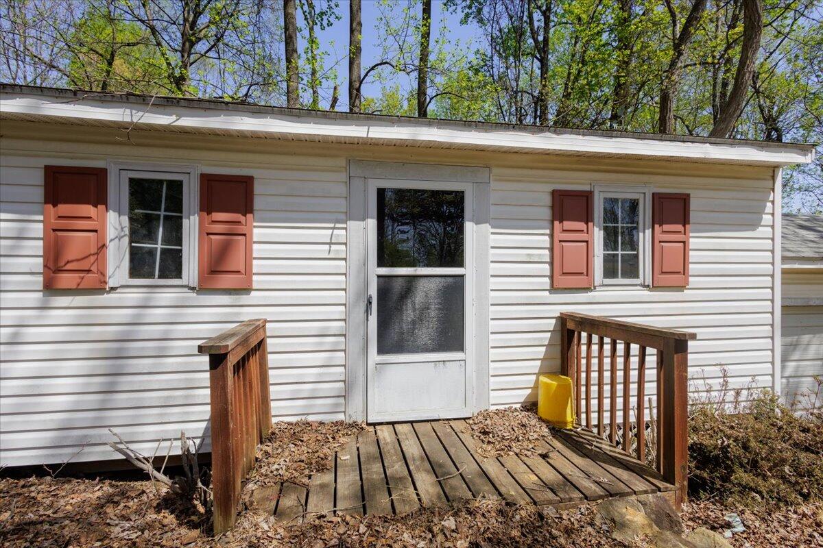 101 Lookout Ridge Road Blue Ridge, VA 24064 - Photo 32 of 35 Need a Man Cave/She Shed?