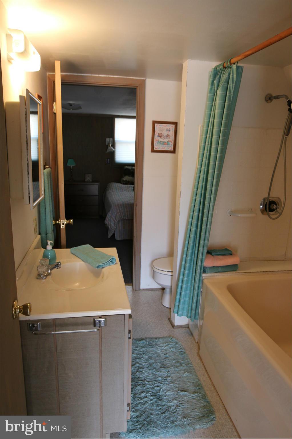 14 Rush Lane, Unit MORE Berkeley Springs, WV 25411 - Photo 6 of 23 Bath