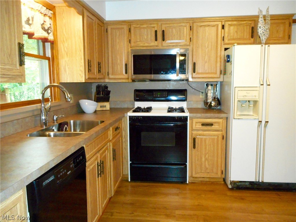 4856 Everett Road Akron, OH 44333 - Photo 8 of 27 Gallery Image 8