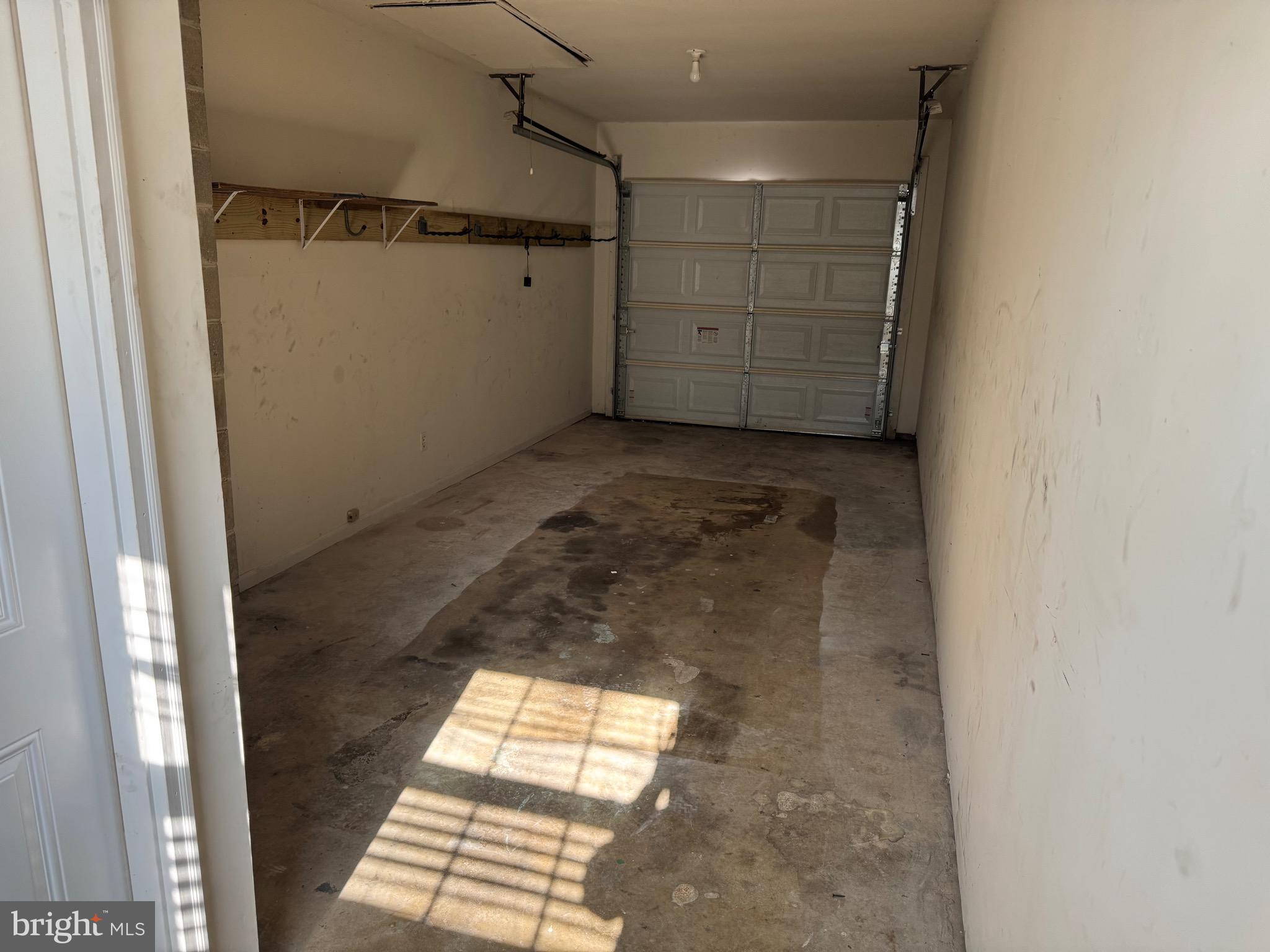 232 Merion Road Dover, DE 19904 - Photo 25 of 26 Garage