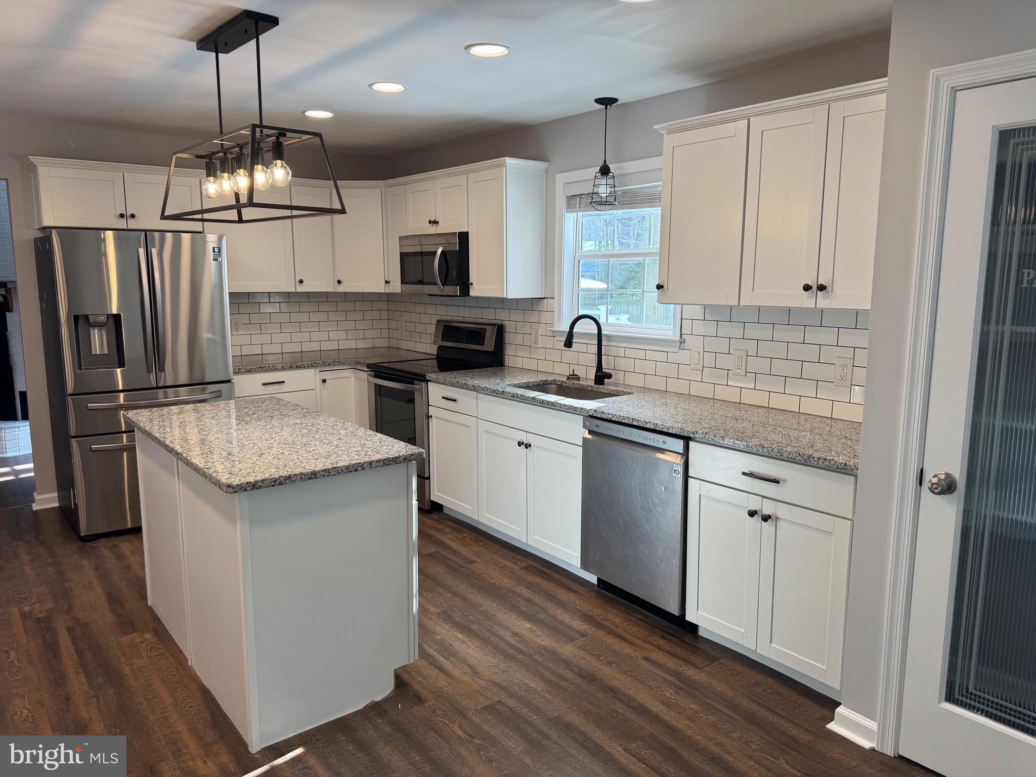 232 Merion Road Dover, DE 19904 - Photo 7 of 26 Kitchen