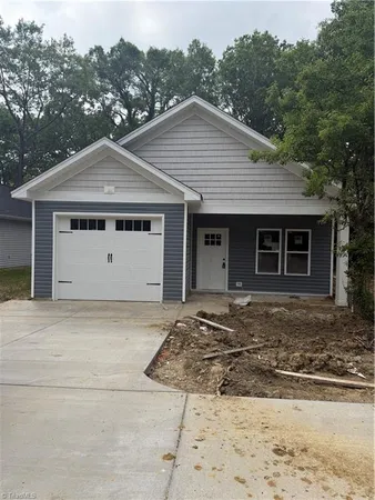 $259,500 | 1175 Flora Avenue, Burlington, NC 27217