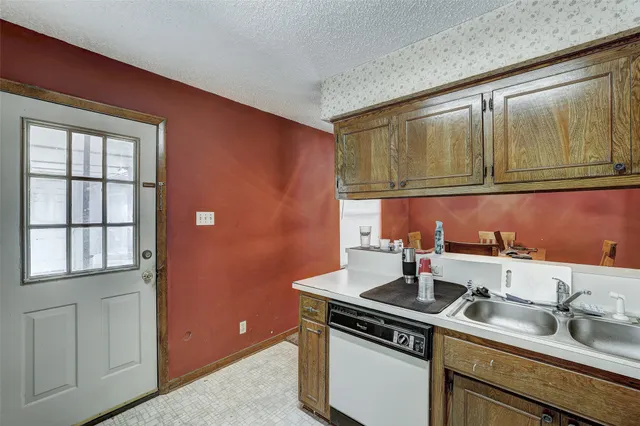 $270,000 | 10808 Pinehurst Drive, Unit A, Austin, TX 78747