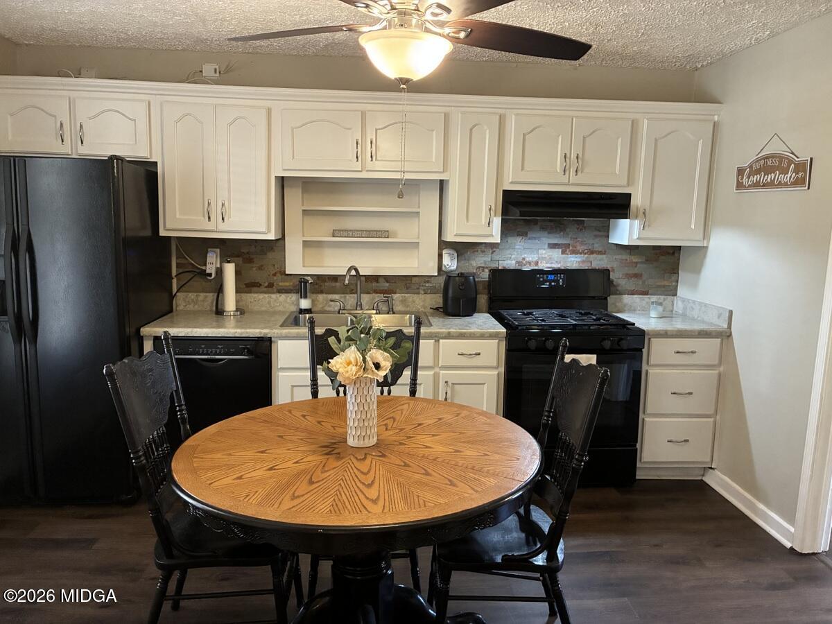 802 Lane Road Monticello, GA 31064 - Photo 2 of 13 IMG_2937