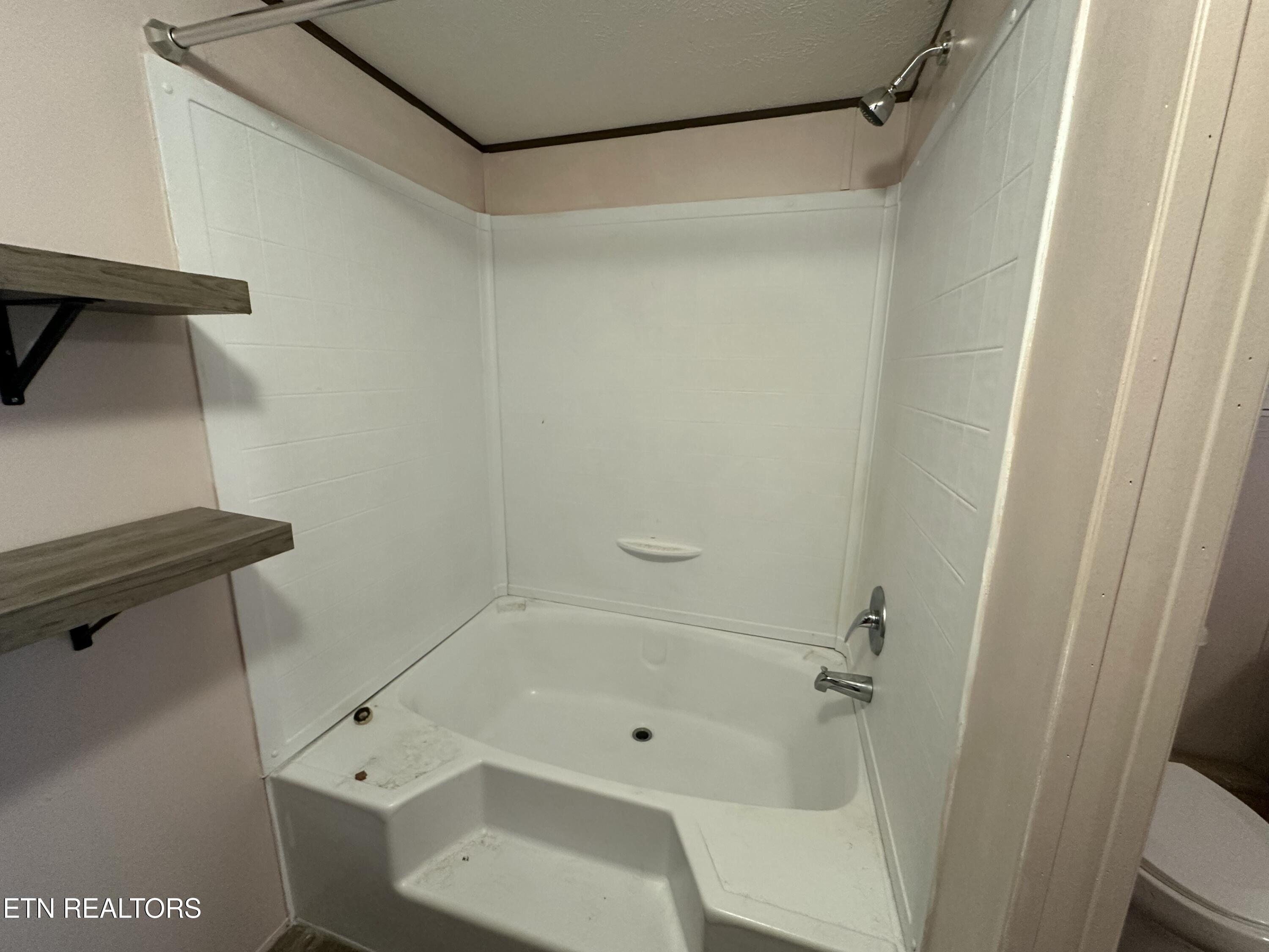 5752 Buell Street Talbott, TN 37877 - Photo 15 of 20 IMG_1986