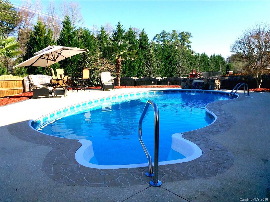 13417 Meadowmere Road Huntersville, NC 28078 - Photo 3 of 24