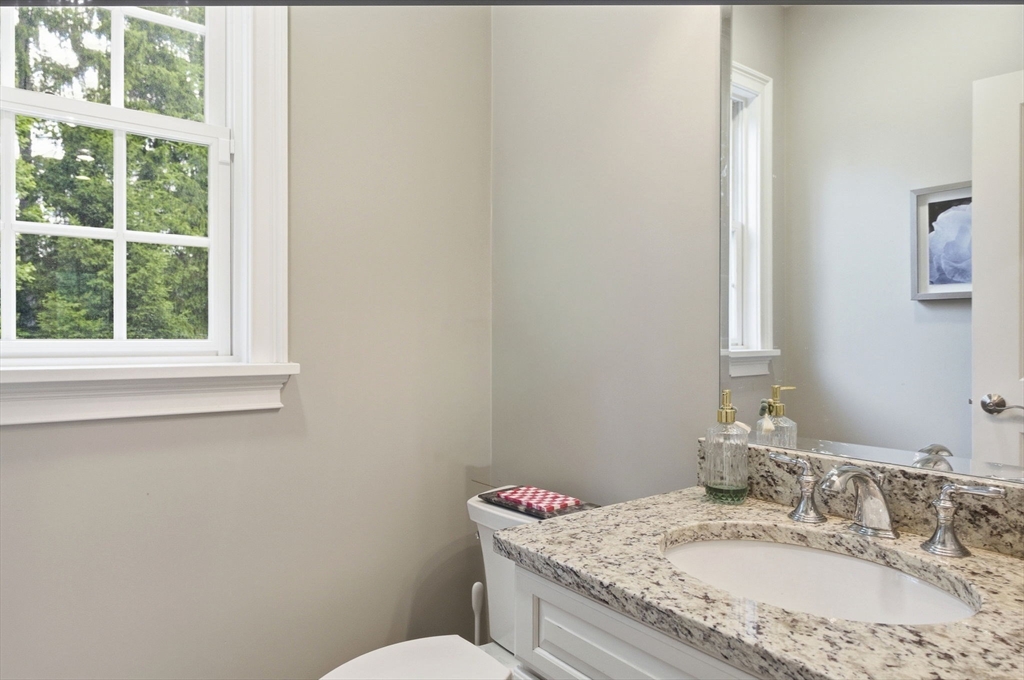 7 Davis Road Bedford, MA 01730 - Photo 14 of 37