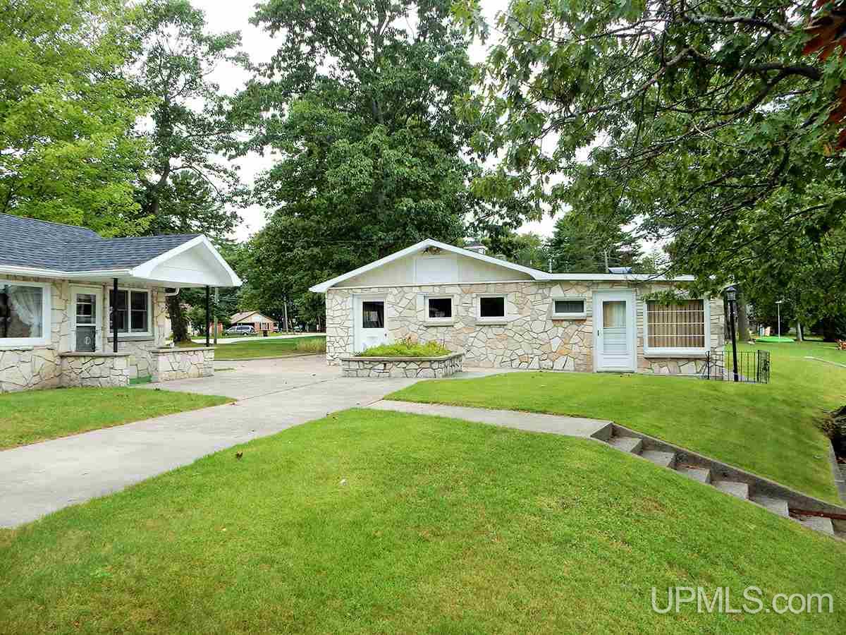 924 North Co Road Manistique, MI 49854 - Photo 6 of 32