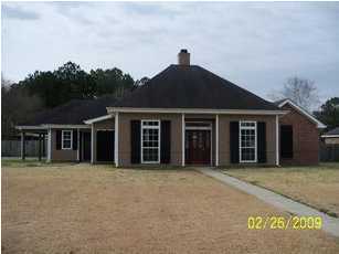 112 Longpointe Road Youngsville, LA 70592 - Photo 1 of 1 Primary Photo