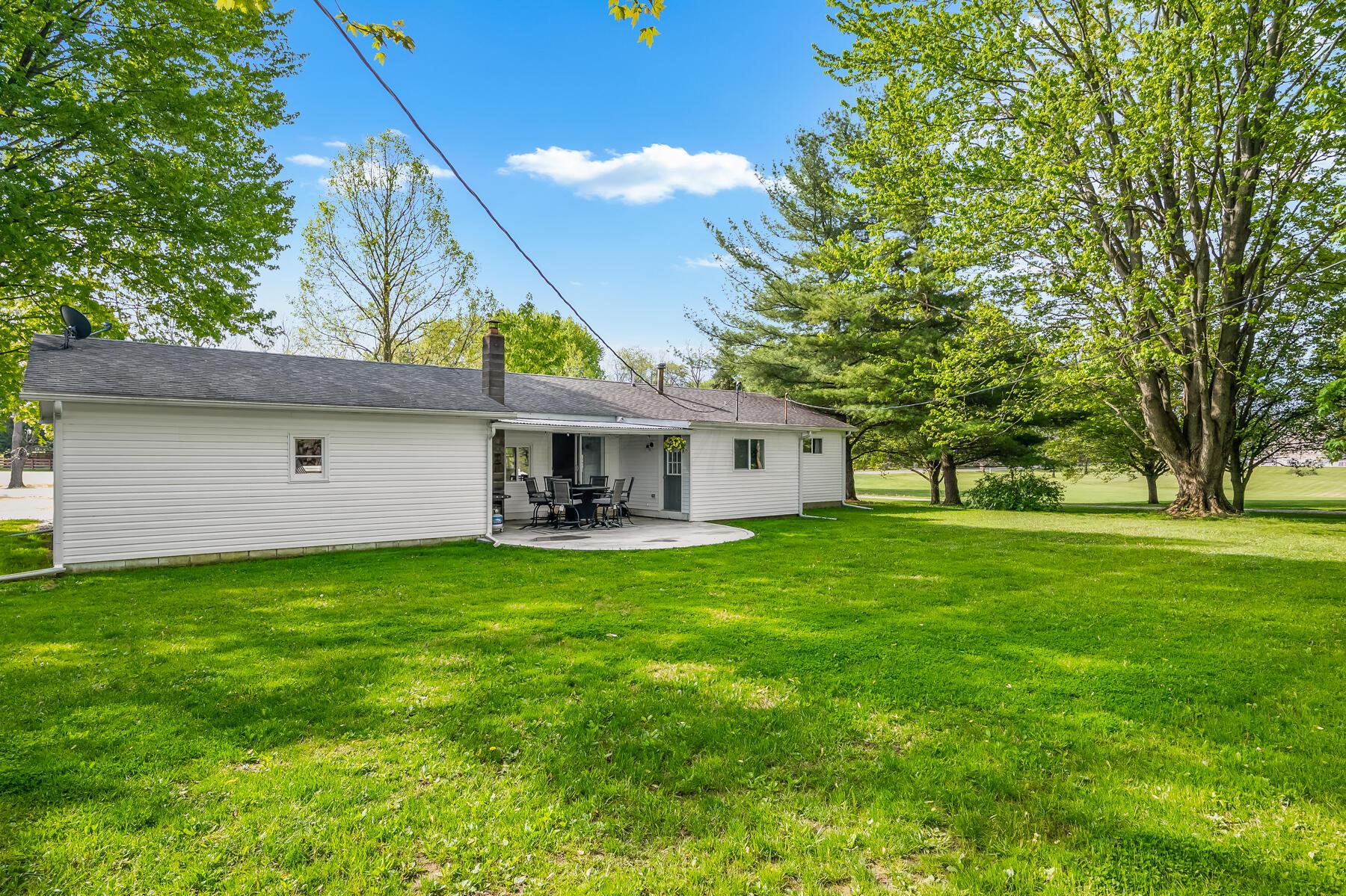 8401 Horseshoe Road Ashley, OH 43003 - Photo 8 of 38 8401 Horseshoe Rd-108