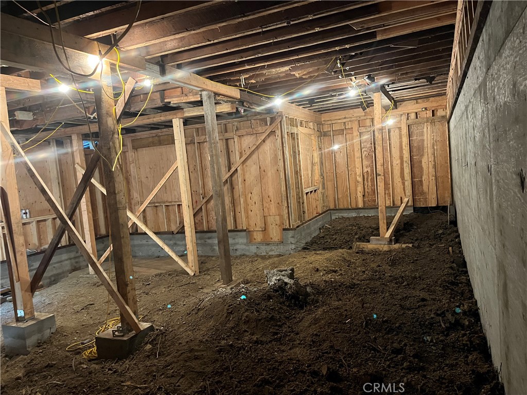 16125 Bittner Road Occidental, CA 95465 - Photo 38 of 40 a view of a room with stairs