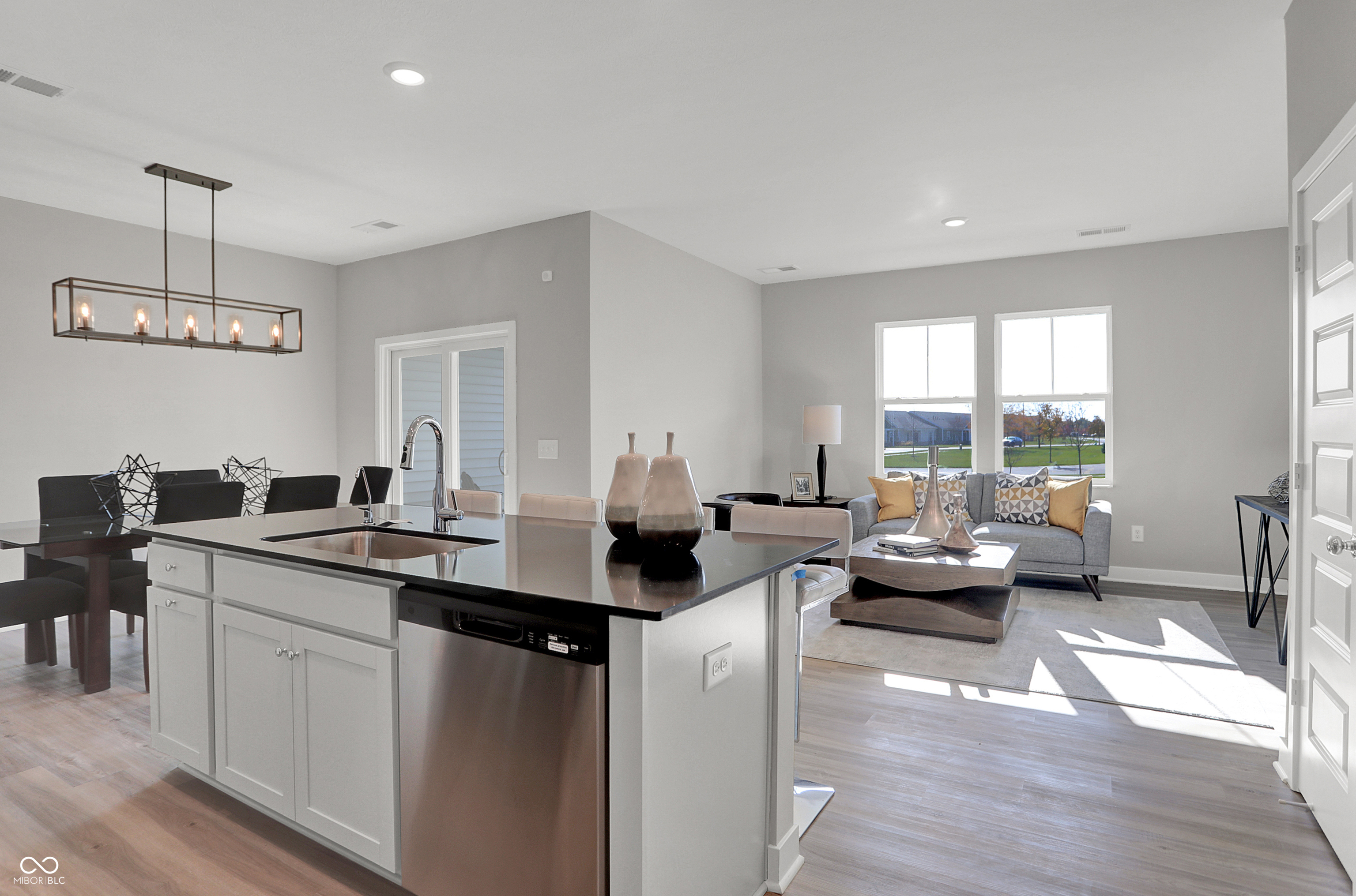 15175 Swallow Fls Way Fishers, IN 46037 - Photo 13 of 37