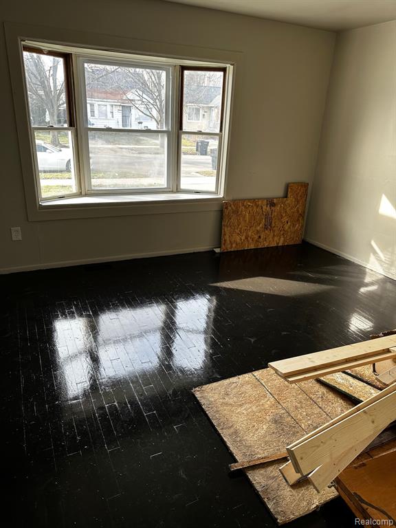 6830 Minock Street Detroit, MI 48228 - Photo 6 of 13